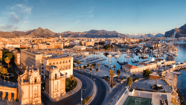 Parkeren in Palermo: Waar vind je gratis en betaalde parkeerplaatsen?