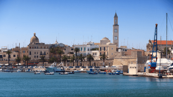 De mooiste dorpjes in de buurt van Bari die je met de auto kunt bezoeken.