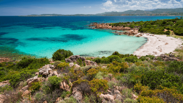 Voordelen van het huren van een auto in Olbia