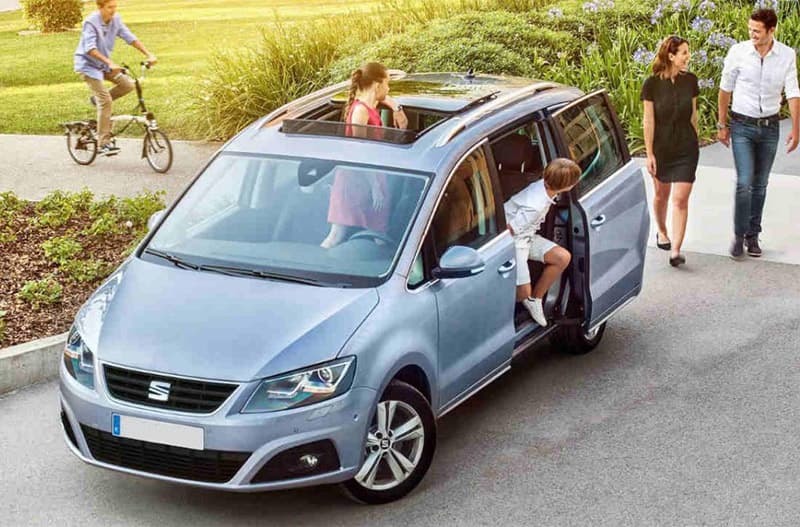 Location de Voitures Familiales