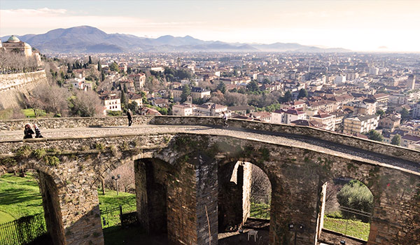 Car hire in Bergamo